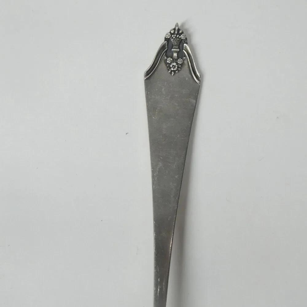 Watson Sterling Silver Spoon w/ Flower Bouquet Design 5.75